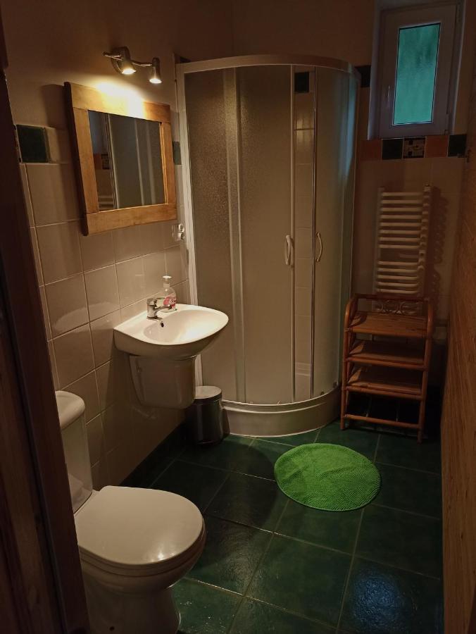 Hajstra Hotel Krempna Eksteriør billede