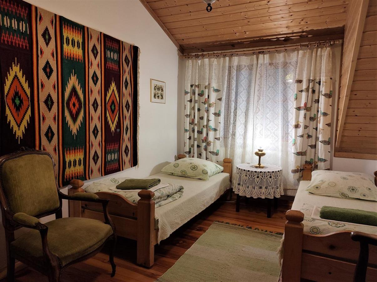 Hajstra Hotel Krempna Eksteriør billede